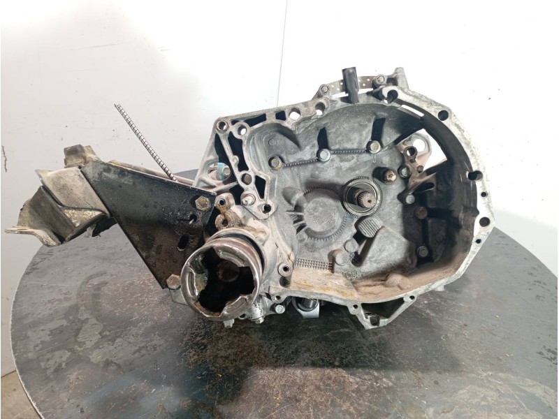 Recambio de caja cambios para renault 9 txe referencia OEM IAM JB3041  M1-A2-49