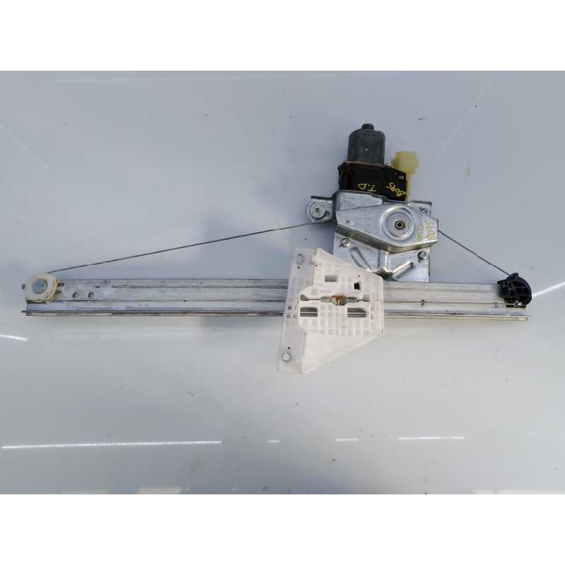 Recambio de elevalunas trasero derecho para ford kuga (cbs) titanium referencia OEM IAM CJ54S27000 CT57652 E2-B3-4-1