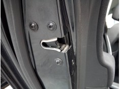 CERRADURA PUERTA TRASERA IZQUIERDA 