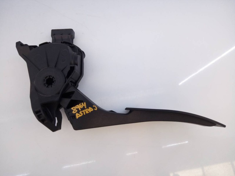 Recambio de pedal acelerador para opel astra j lim. 4türig excellence referencia OEM IAM 13252702 6PV009765 E3-A5-4-4