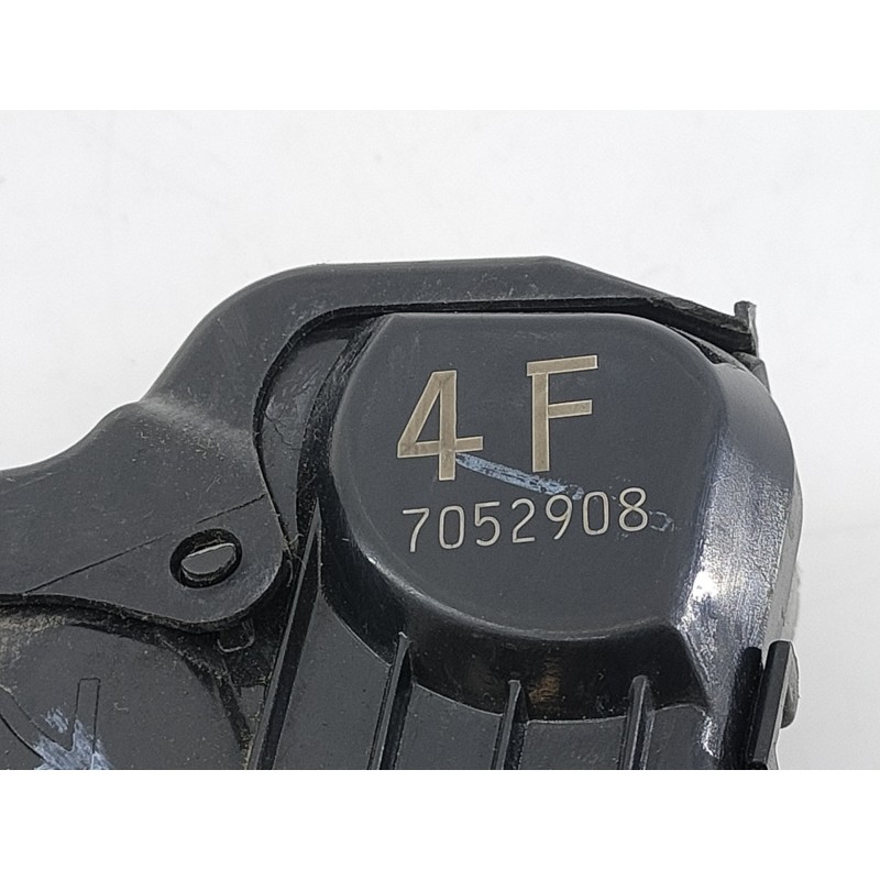 Recambio de cerradura puerta delantera derecha para toyota rav 4 (a3) sol referencia OEM IAM 4F7052908 A046693 E2-B4-28-1