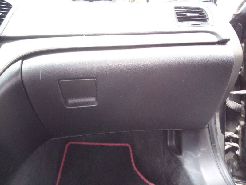 Recambio de guantera para opel insignia berlina selective referencia OEM IAM   