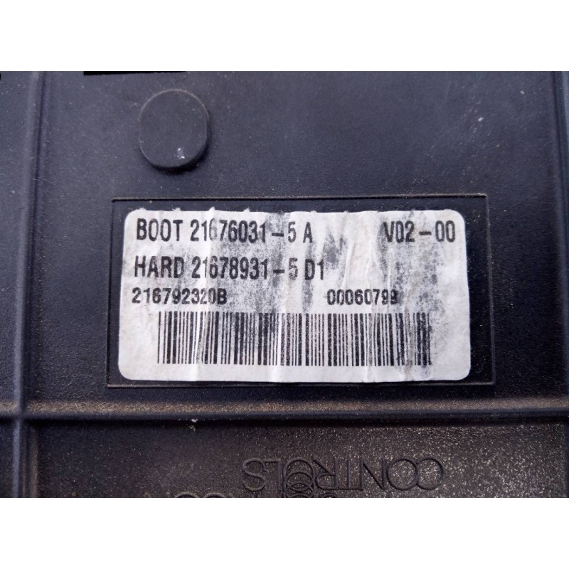 Recambio de caja reles / fusibles para citroën c4 berlina collection referencia OEM IAM 216760315A 216789315 E3-B2-35-4