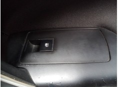 MANDO ELEVALUNAS DELANTERO DERECHO 