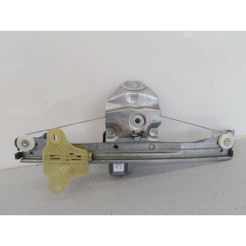 Recambio de elevalunas trasero derecho para renault captur life referencia OEM IAM 12800147101C 9030352A E1-A1-42-2