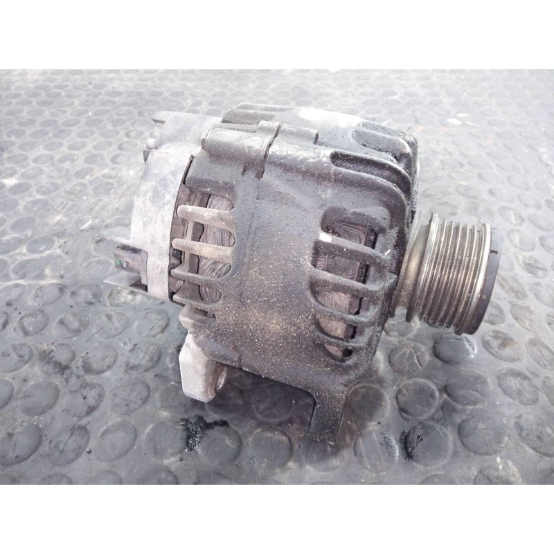 Recambio de alternador para renault scenic iii dynamique referencia OEM IAM 231004554R 2120003453 P3-B6-13-5
