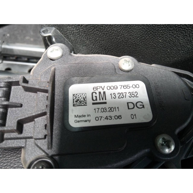Recambio de pedal acelerador para opel insignia berlina selective referencia OEM IAM 13237352 6PV00976500 