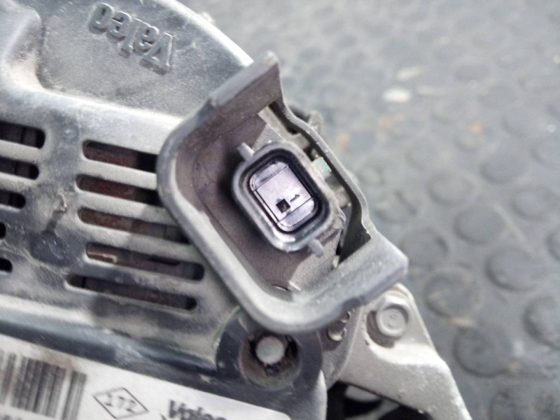 Recambio de alternador para renault scenic iii dynamique referencia OEM IAM 231004554R 2120003453 P3-B6-13-5