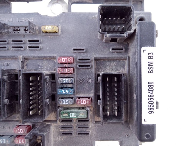 Recambio de caja reles / fusibles para peugeot 307 break / sw (s1) sw clim referencia OEM IAM 9650664080  E3-B2-29-4