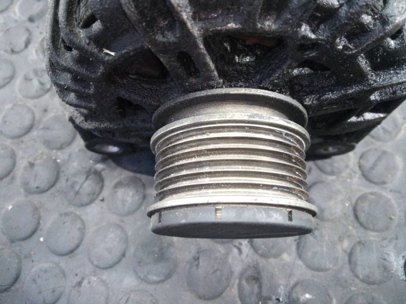 Recambio de alternador para renault scenic iii dynamique referencia OEM IAM 231004554R 2120003453 P3-B6-13-5