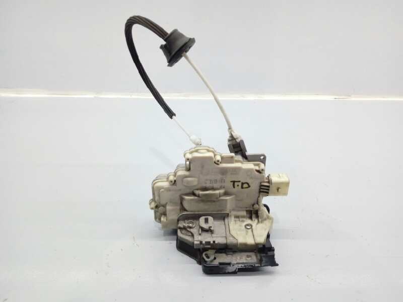 Recambio de cerradura puerta trasera derecha para audi q7 (4l) referencia OEM IAM   E1-B6-12-4