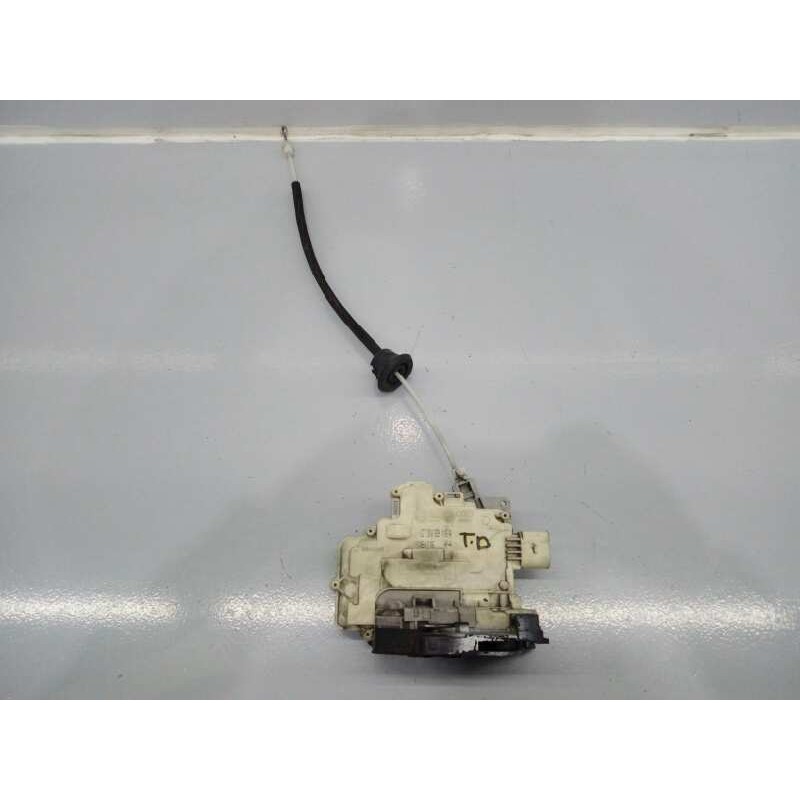 Recambio de cerradura puerta trasera derecha para audi q7 (4l) referencia OEM IAM   E1-B6-12-4