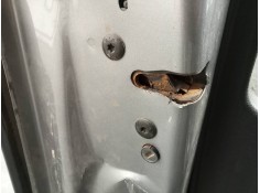 CERRADURA PUERTA DELANTERA IZQUIERDA 