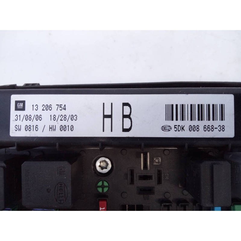 Recambio de caja reles / fusibles para opel astra h berlina cosmo referencia OEM IAM 5DK00866838  E3-A5-23-2