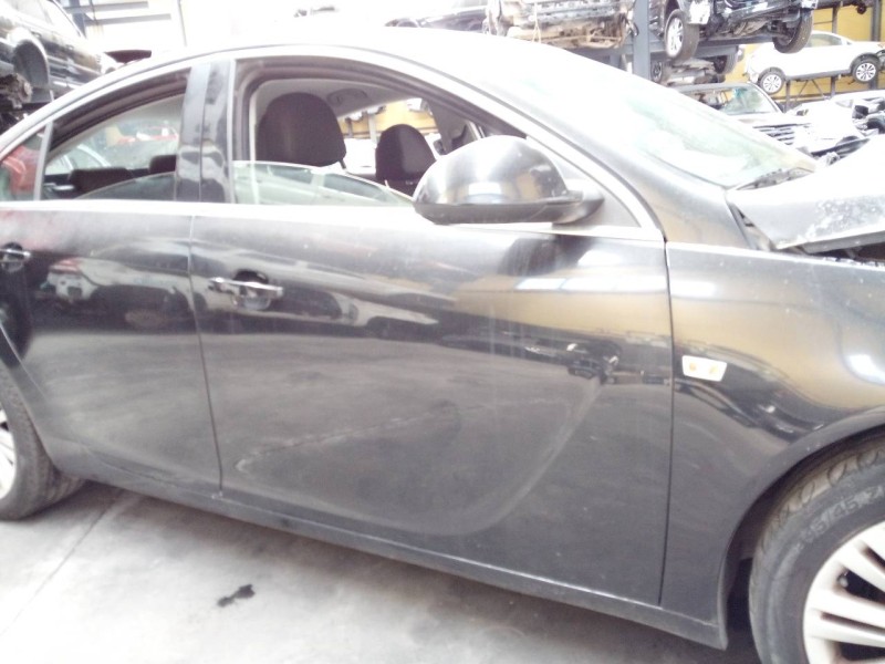 Recambio de puerta delantera derecha para opel insignia berlina selective referencia OEM IAM   