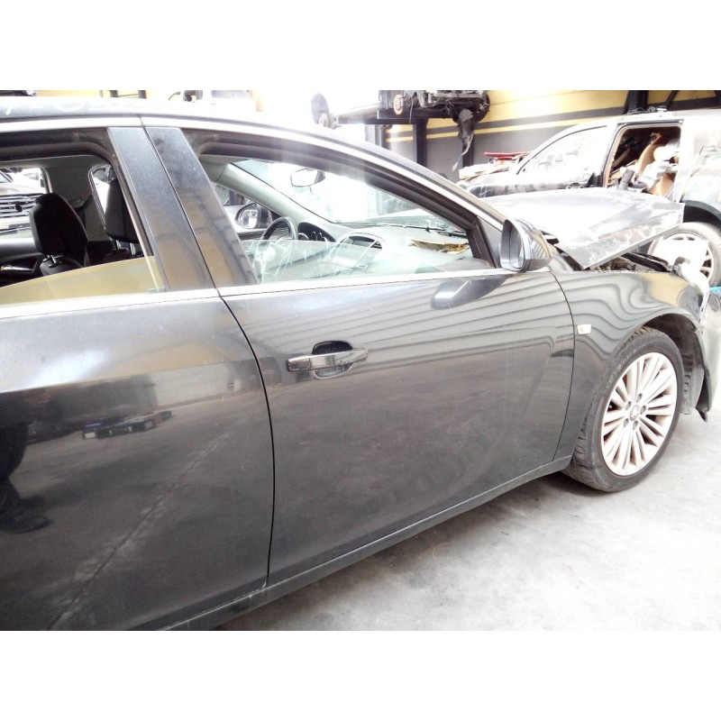 Recambio de puerta delantera derecha para opel insignia berlina selective referencia OEM IAM   
