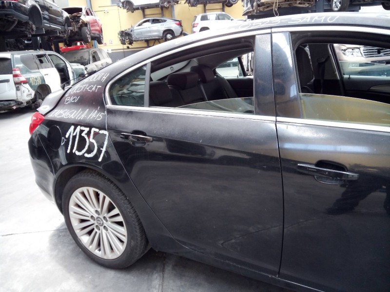 Recambio de puerta trasera derecha para opel insignia berlina selective referencia OEM IAM   