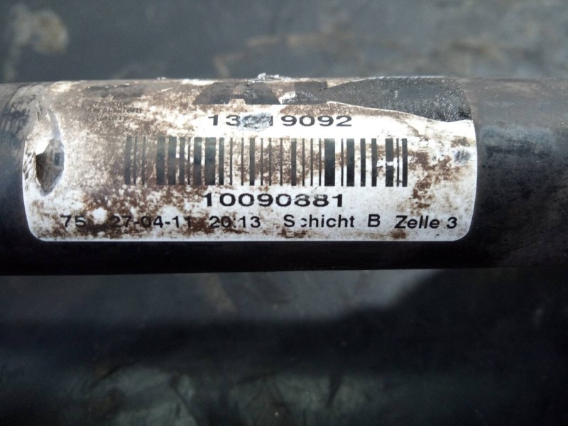 Recambio de transmision delantera izquierda para opel insignia berlina selective referencia OEM IAM 10090381  P1-B6-27