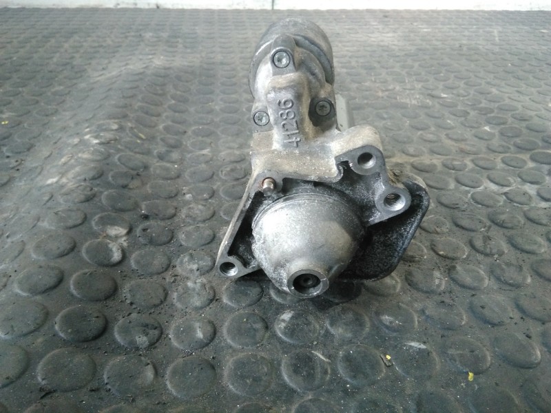 Recambio de motor arranque para renault scenic iii dynamique referencia OEM IAM 233001073R 0001136008 P3-B8-2-2