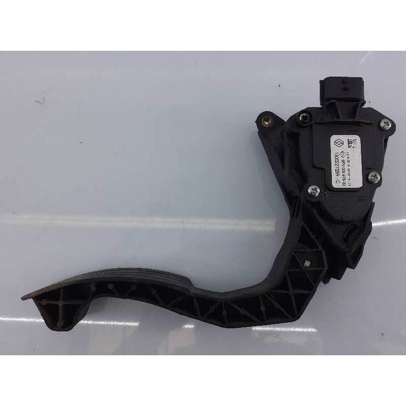 Recambio de pedal acelerador para dacia duster laureate 4x2 referencia OEM IAM 180022703R 6PV00997803 E2-A1-8-8
