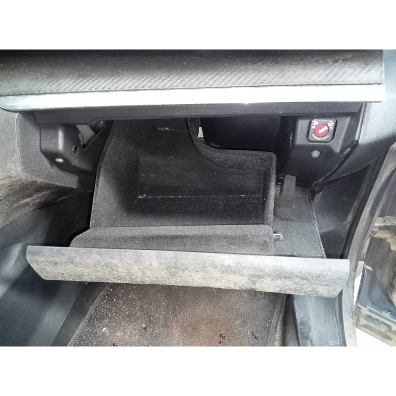 Recambio de guantera para peugeot 3008 suv referencia OEM IAM   