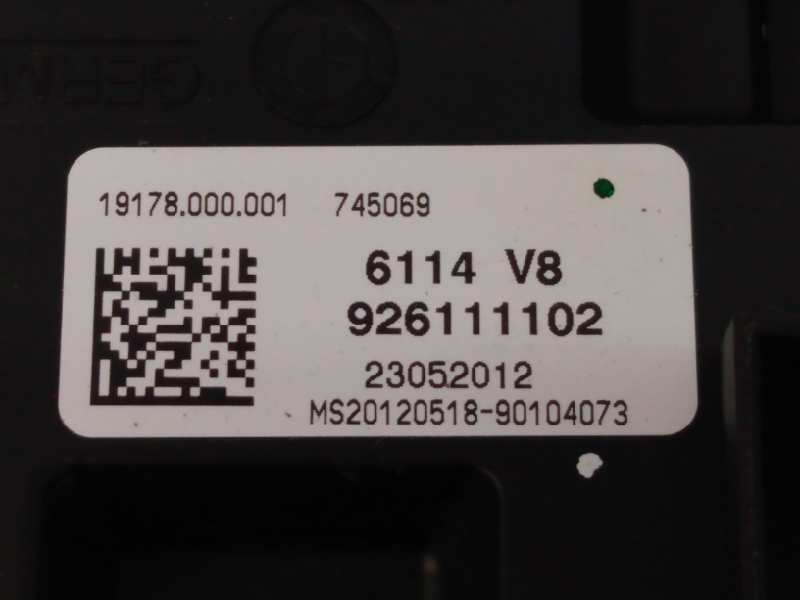 Recambio de caja reles / fusibles para bmw serie 1 lim. (f20) 116d efficientdynamics edition referencia OEM IAM 922815802 926111