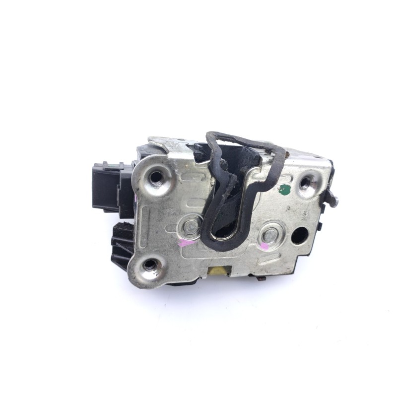 Recambio de cerradura puerta trasera derecha para dacia duster laureate 4x2 referencia OEM IAM   E1-A1-40-1