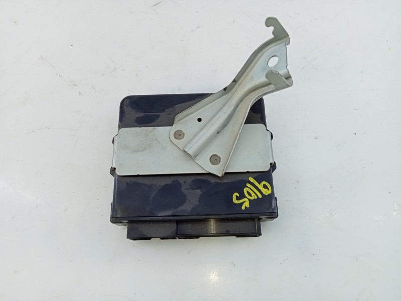 Recambio de modulo electronico para toyota land cruiser (j15) basis referencia OEM IAM 8953360270 36381111600 E3-B2-17-1