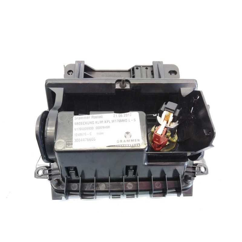 Recambio de cenicero para mercedes-benz clase a (w176) a 180 blueefficiency (176.042) referencia OEM IAM 1766809900  E3-A1-3-6
