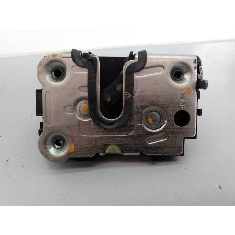 Recambio de cerradura puerta trasera derecha para dacia duster ii comfort referencia OEM IAM   E1-A1-24-1