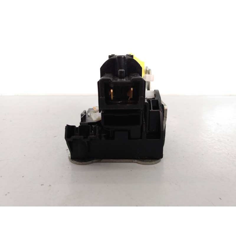 Recambio de cerradura puerta trasera derecha para dacia duster ii comfort referencia OEM IAM   E1-A1-24-1