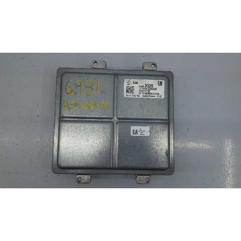 Recambio de centralita motor uce para opel astra k lim. 5türig selective referencia OEM IAM 55493025 395357783 E3-A5-33-1