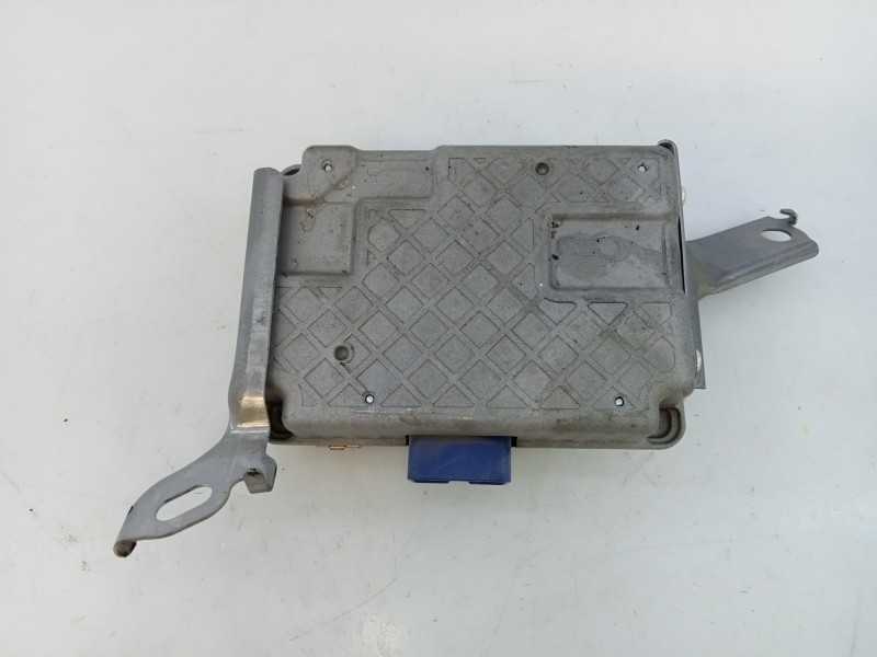 Recambio de modulo electronico para toyota land cruiser (j15) basis referencia OEM IAM 11306059331  E3-B2-17-1