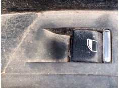 MANDO ELEVALUNAS DELANTERO DERECHO 