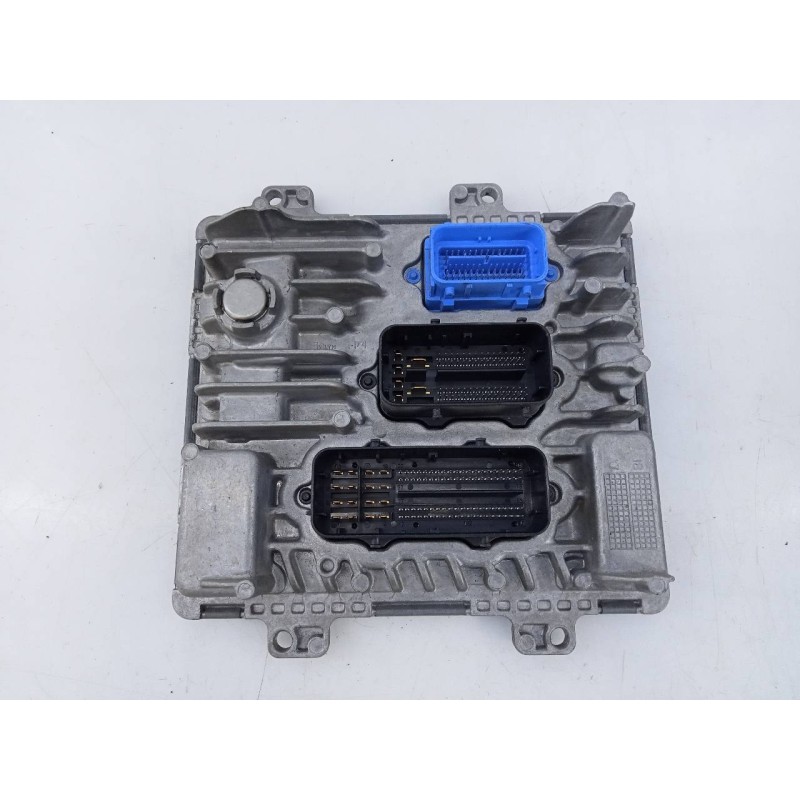Recambio de centralita motor uce para opel astra k lim. 5türig dynamic referencia OEM IAM 55503869 A2C113908010003 E3-A5-19-4