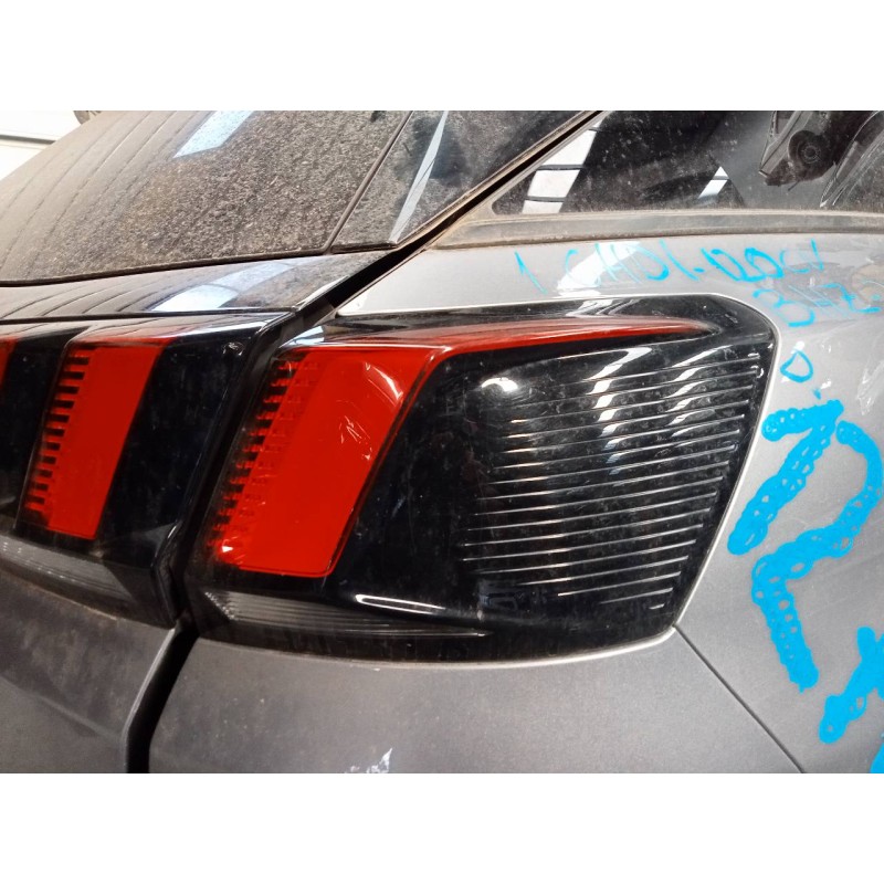 Recambio de piloto trasero derecho para peugeot 3008 suv referencia OEM IAM   