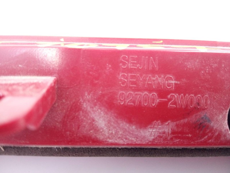 Recambio de luz central de freno para hyundai santa fe (dm) style 4wd referencia OEM IAM 927002W000  E2-A4-44-2