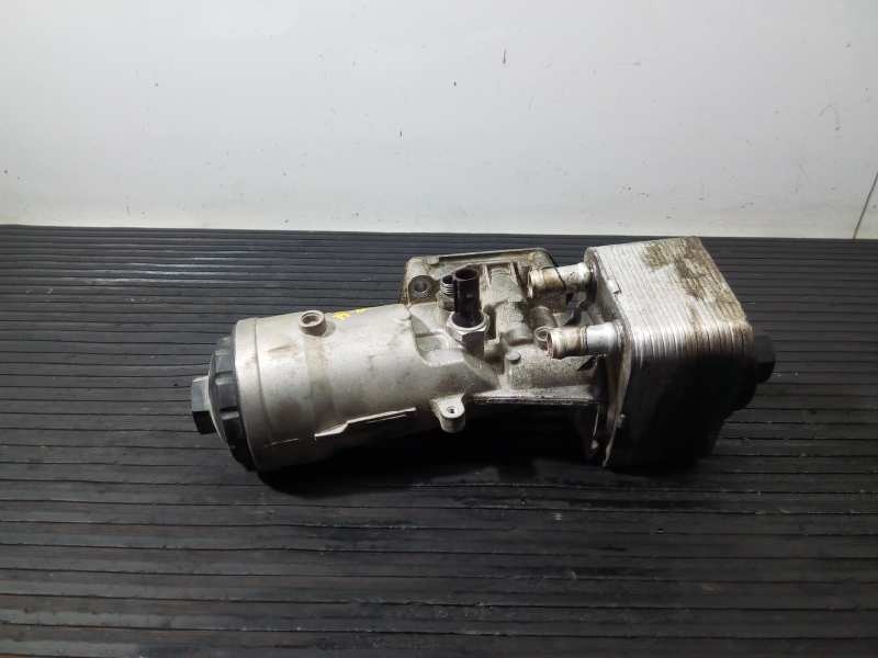 Recambio de soporte filtro aceite para audi a4 avant (8e) 2.0 tdi referencia OEM IAM 045115389J  P1-A2-8