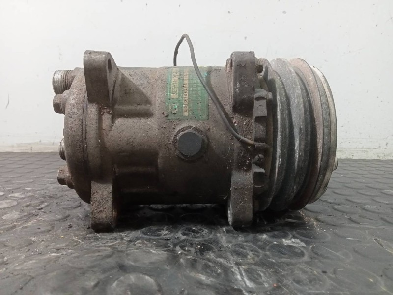 Recambio de compresor aire acondicionado para nissan cabstar 2953 referencia OEM IAM 0012706955  P3-A3-3-1
