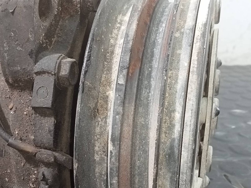 Recambio de compresor aire acondicionado para nissan cabstar 2953 referencia OEM IAM 0012706955  P3-A3-3-1