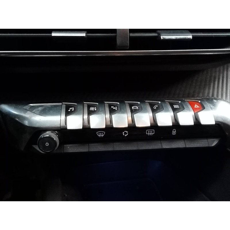 Recambio de sistema navegacion gps para peugeot 3008 suv referencia OEM IAM   