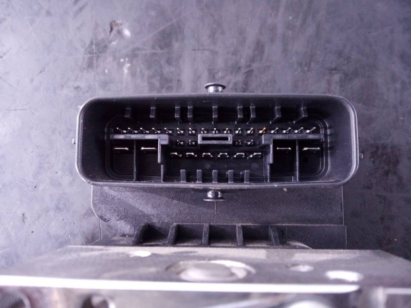 Recambio de abs para toyota c-hr hybrid dynamic referencia OEM IAM 4451010110 11304041570 P3-B9-20-2