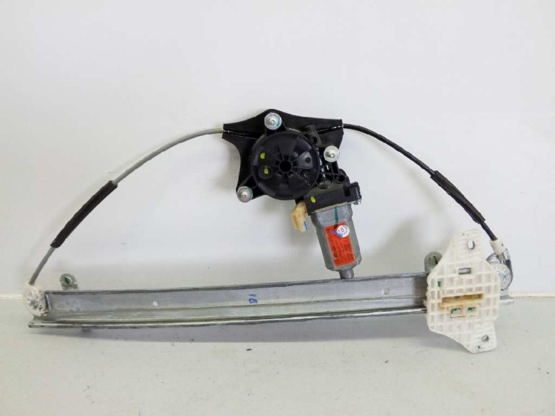 Recambio de elevalunas delantero izquierdo para hyundai i10 essence referencia OEM IAM 5F16105 82401B4110 E2-B5-40-1