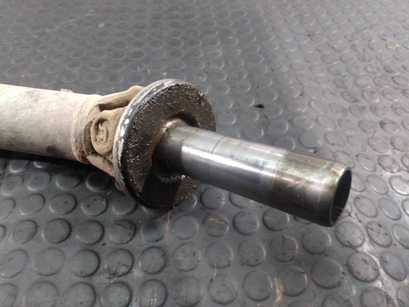 Recambio de transmision central para nissan terrano/terrano.ii (r20) comfort referencia OEM IAM   P1-A6-37