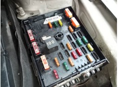 CAJA RELES / FUSIBLES 3C0937125A 