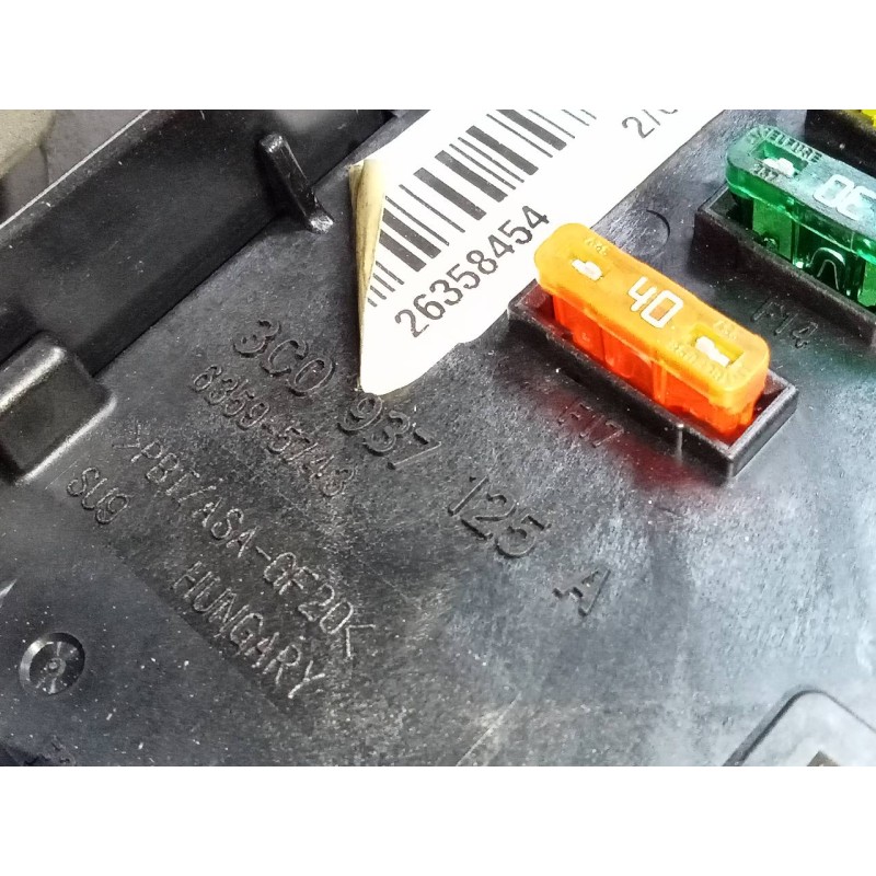 Recambio de caja reles / fusibles para volkswagen passat lim. (362) edition bluemotion referencia OEM IAM 3C0937125A  