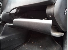 Recambio de guantera para kia cee´d drive referencia OEM IAM    2