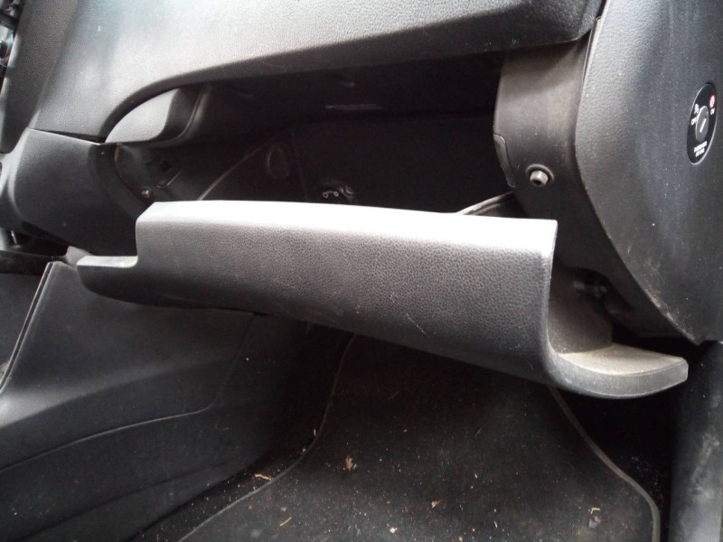 Recambio de guantera para kia cee´d drive referencia OEM IAM   