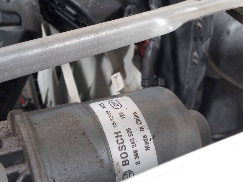 Recambio de motor limpia delantero para bmw serie x1 (f48) sdrive18d referencia OEM IAM 0390243525  