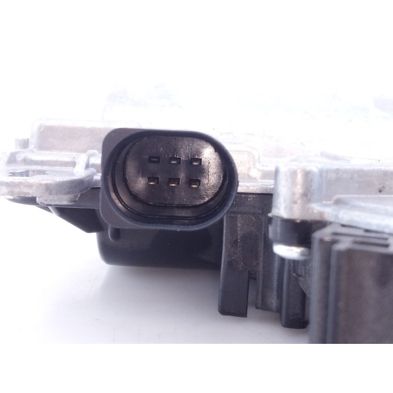 Recambio de motor cierre centralizado porton para audi q7 4mg 45 tdi quattro s line referencia OEM IAM 4M0827887C  E1-B6-52-1